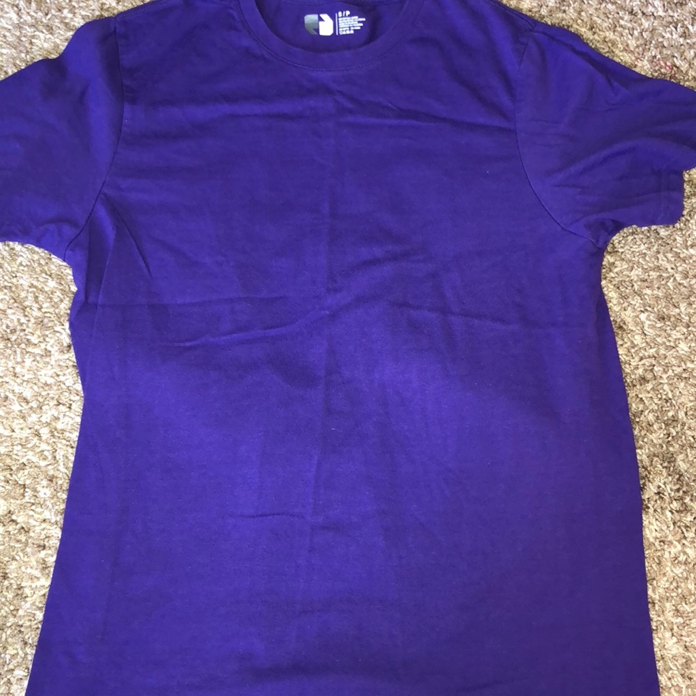 Purple CSG T-shirt 💜🖤